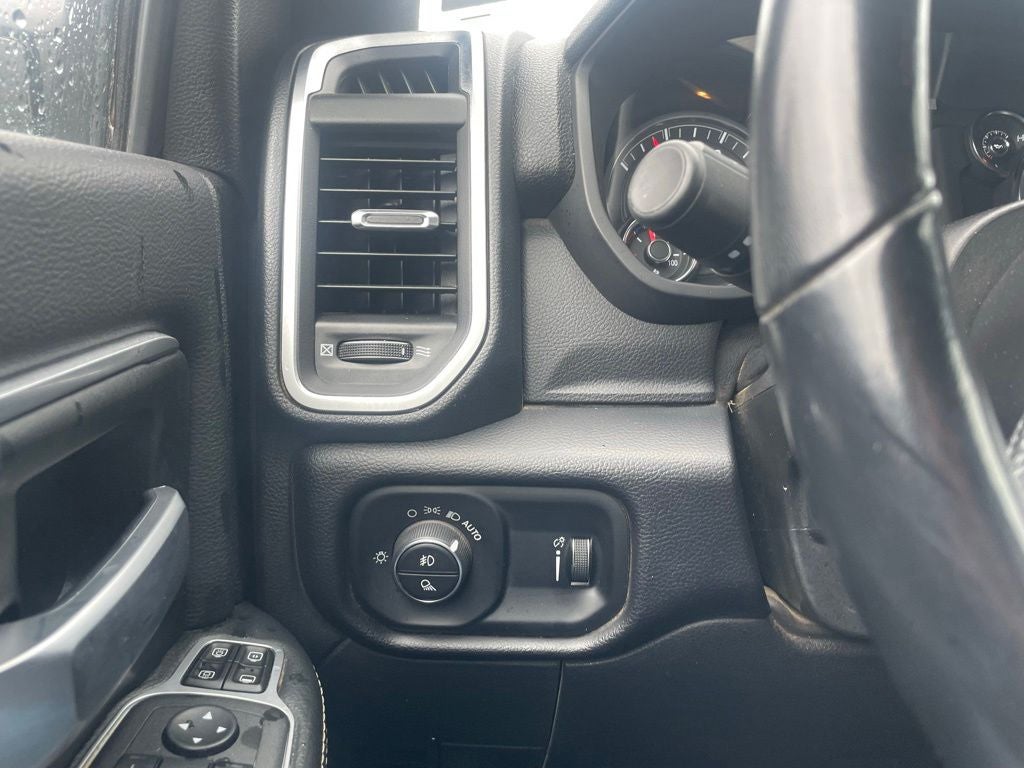 2024 RAM 2500 Big Horn - CUMMINS DIESEL - CLEAN CARFAX - ONE OWNER