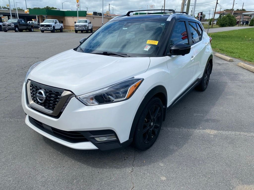 2020 Nissan Kicks SR