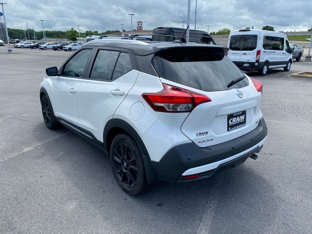 2020 Nissan Kicks SR