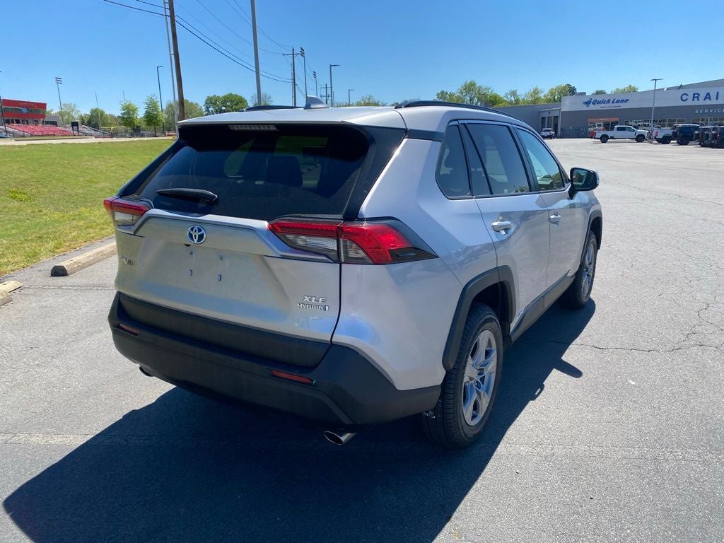 2022 Toyota RAV4 Hybrid XLE