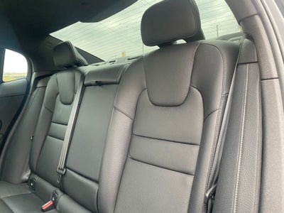 2023 Volvo S60 Recharge Plug-In Hybrid T8 Plus Black Edition