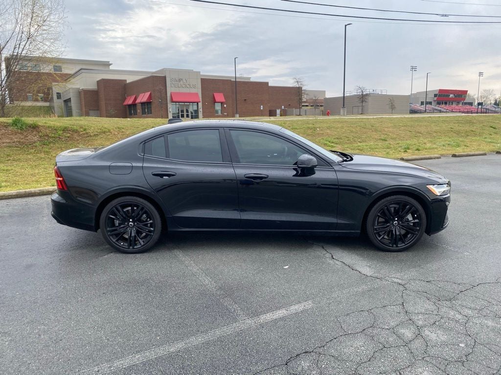 2023 Volvo S60 Recharge Plug-In Hybrid T8 Plus Black Edition