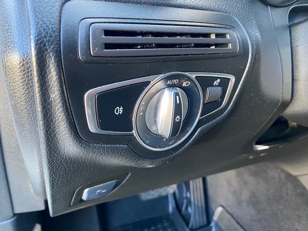 2021 Mercedes-Benz GLC GLC 300