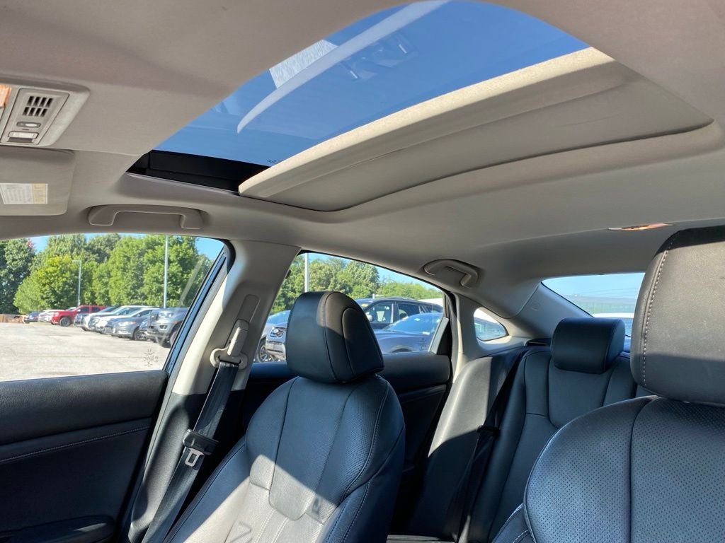 2022 Honda Insight Touring