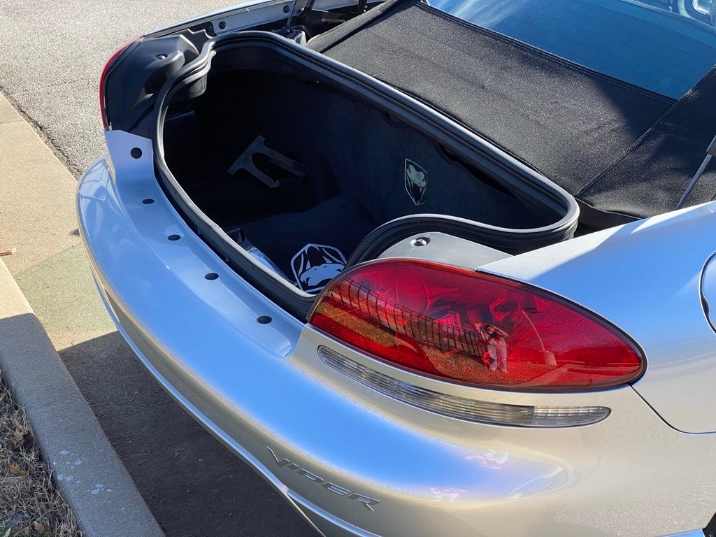 2003 Dodge Viper SRT10