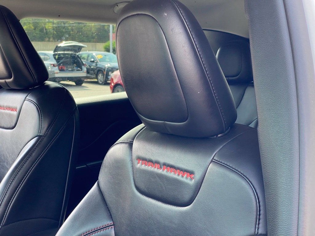 2021 Jeep Cherokee Trailhawk