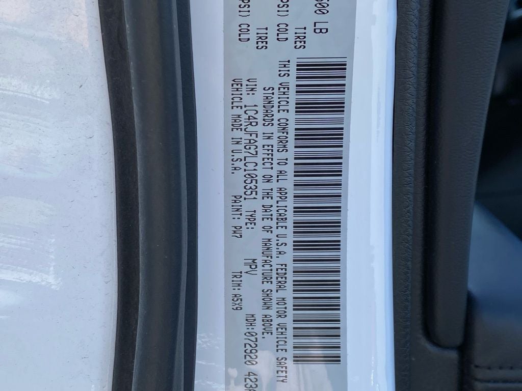 2020 Jeep Grand Cherokee Laredo E