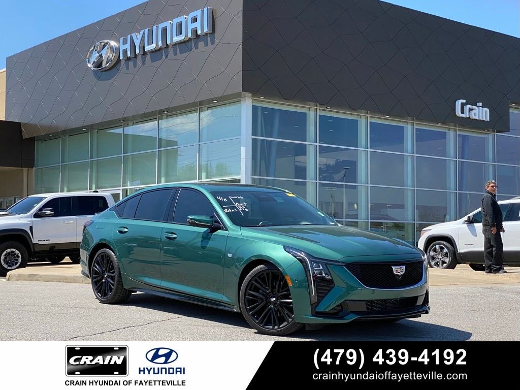 2025 Cadillac CT5 Sport