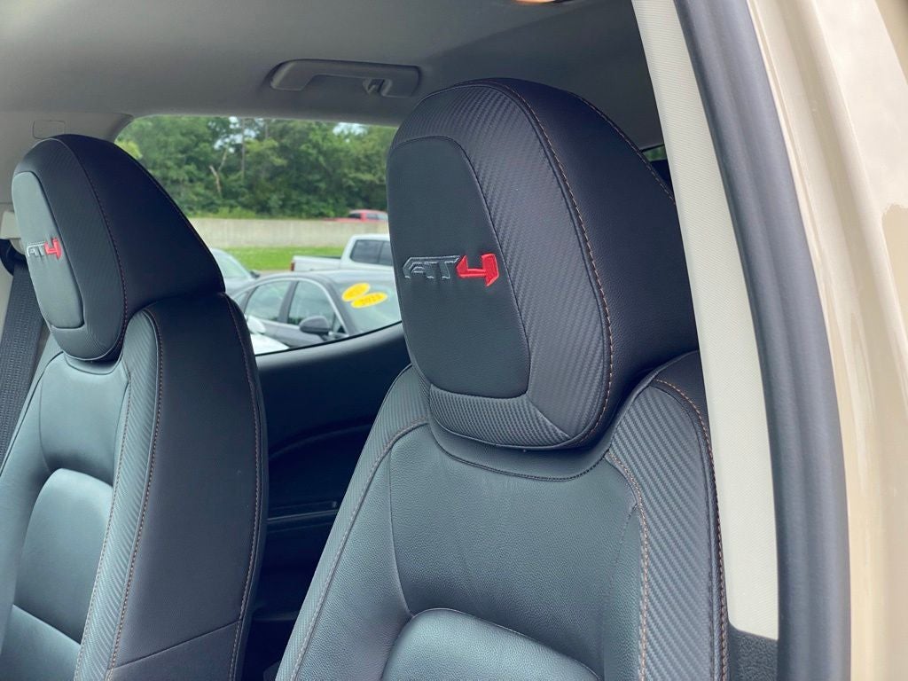 2022 GMC Canyon AT4 w/Leather