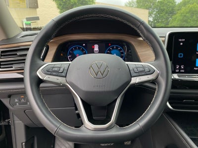 2025 Volkswagen Atlas 2.0T SE w/Technology