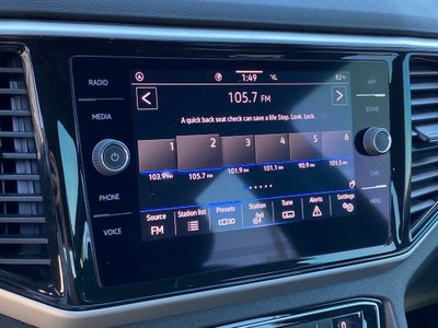 2022 Volkswagen Atlas Cross Sport 3.6L V6 SE w/Technology