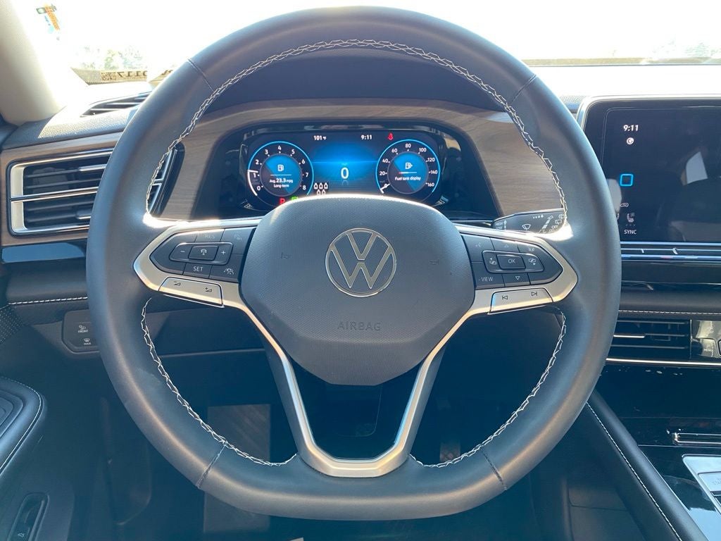 2024 Volkswagen Atlas 2.0T SE w/Technology