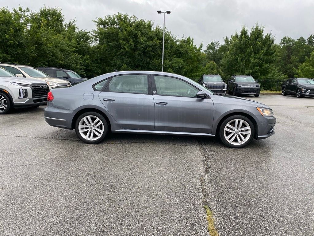 2019 Volkswagen Passat 2.0T Wolfsburg