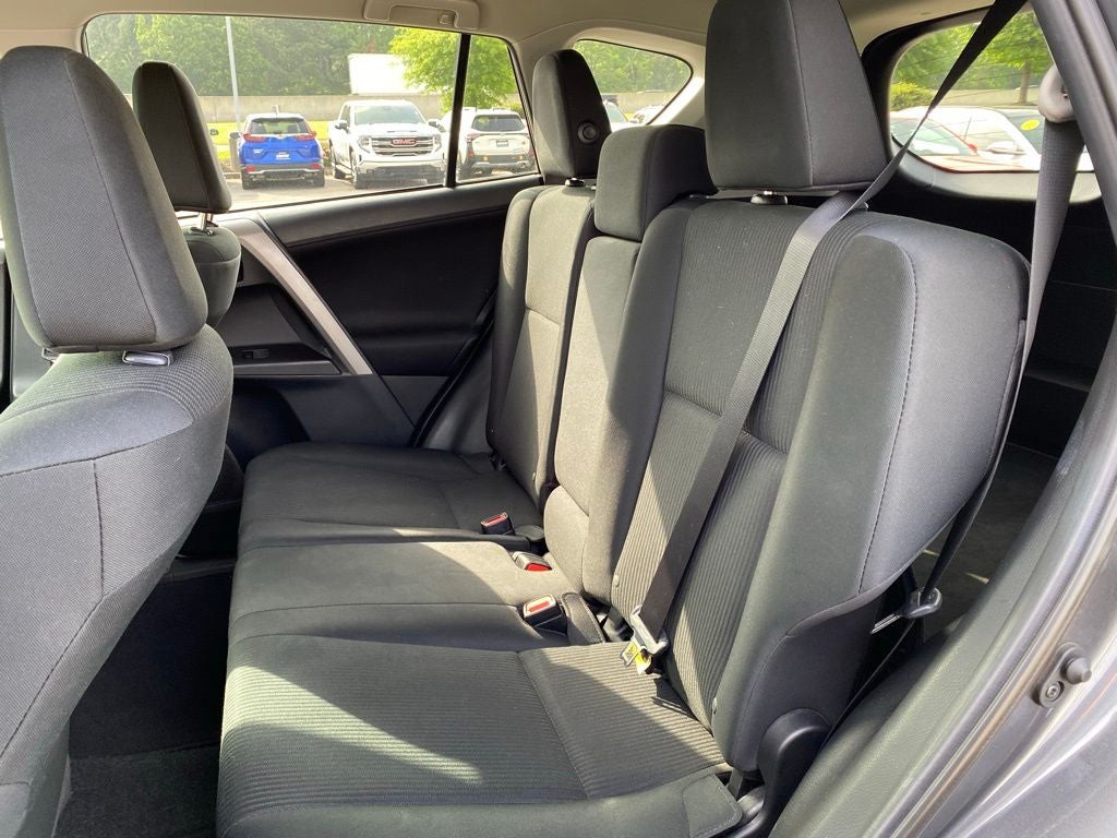 2018 Toyota RAV4 LE