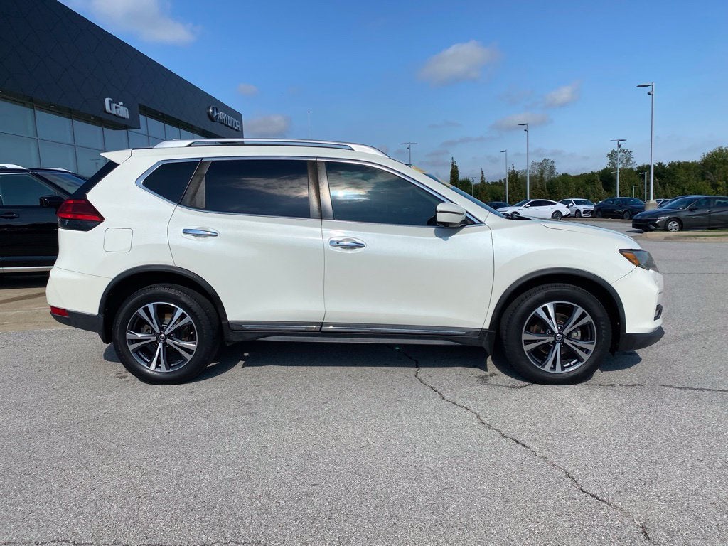 2017 Nissan Rogue SL