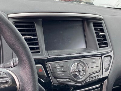 2019 Nissan Pathfinder S