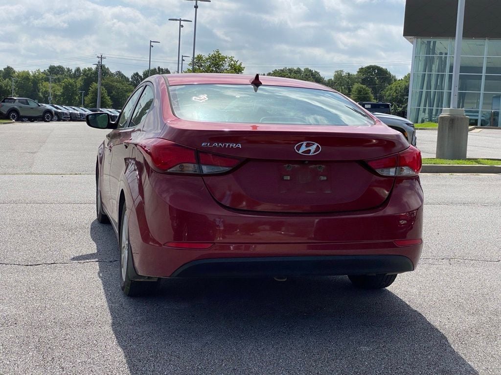 2015 Hyundai Elantra SE