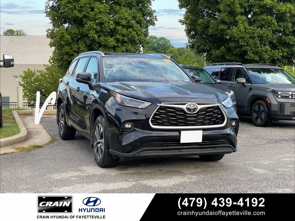 2025 Toyota Highlander XLE