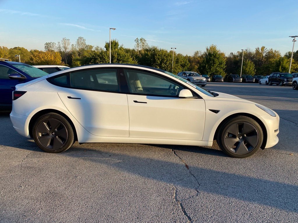 2023 Tesla Model 3 Base