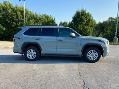 2025 Toyota Sequoia SR5