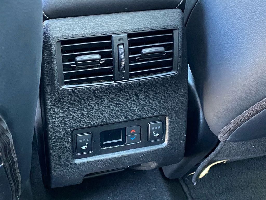 2023 Mitsubishi Outlander SEL