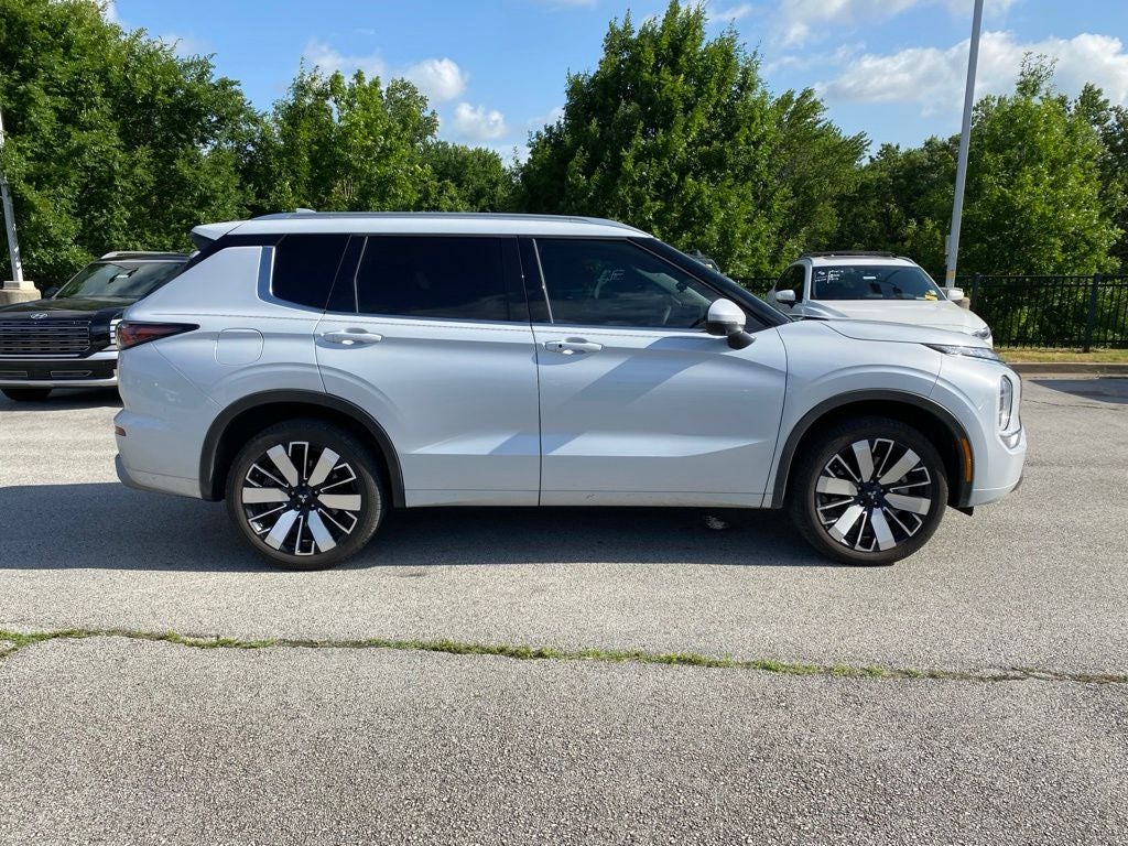 2025 Mitsubishi Outlander SEL