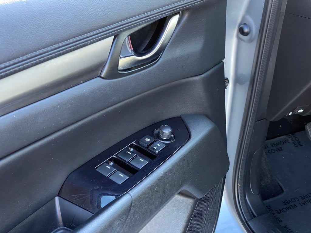 2020 Mazda Mazda CX-5 Touring HEATED LEATHER SEATS!