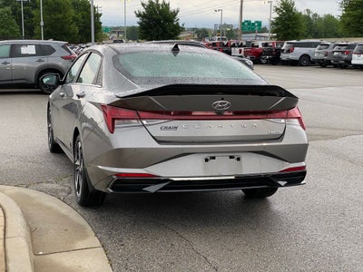 2022 Hyundai Elantra Limited
