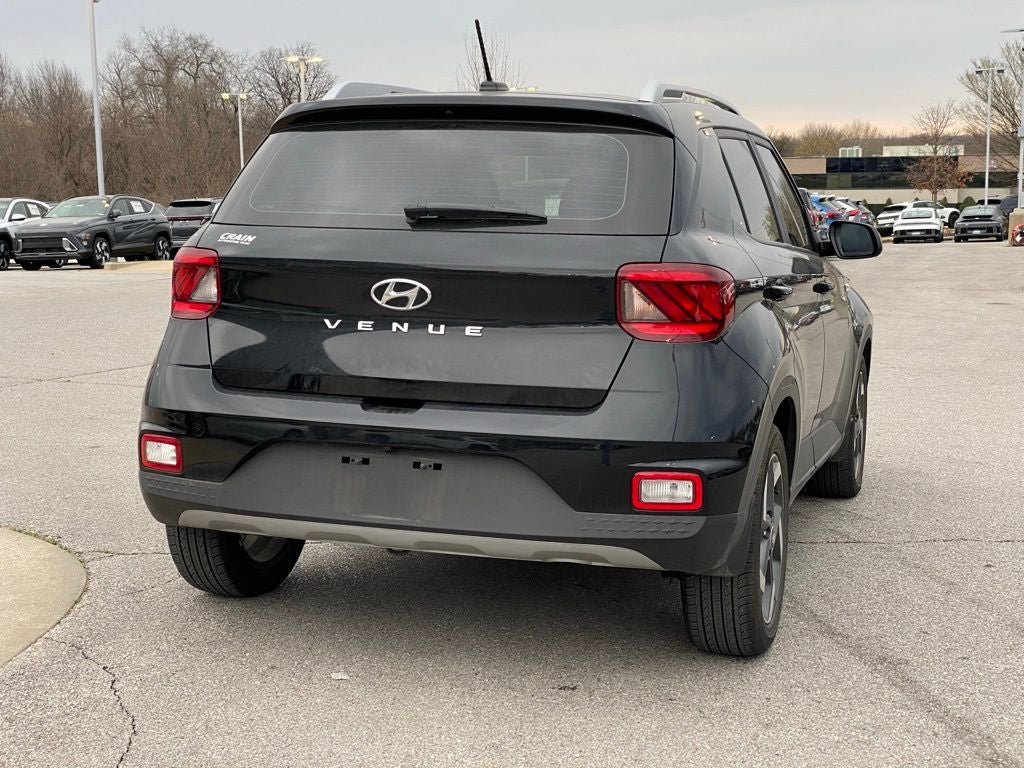 2023 Hyundai Venue SEL