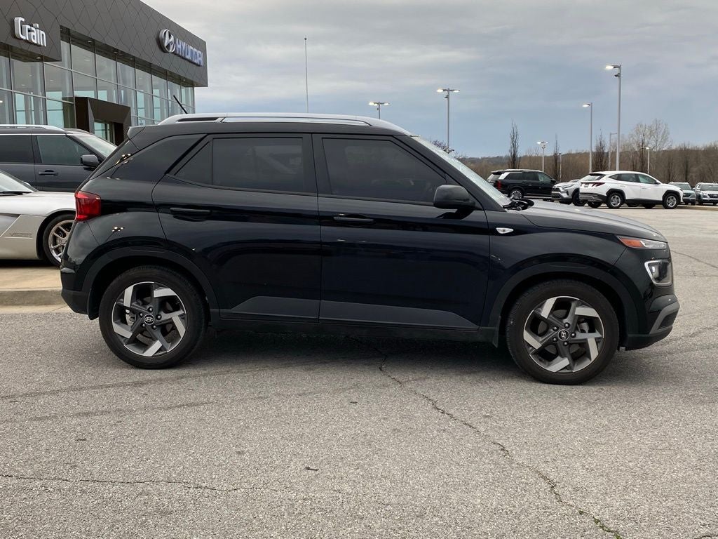 2023 Hyundai Venue SEL