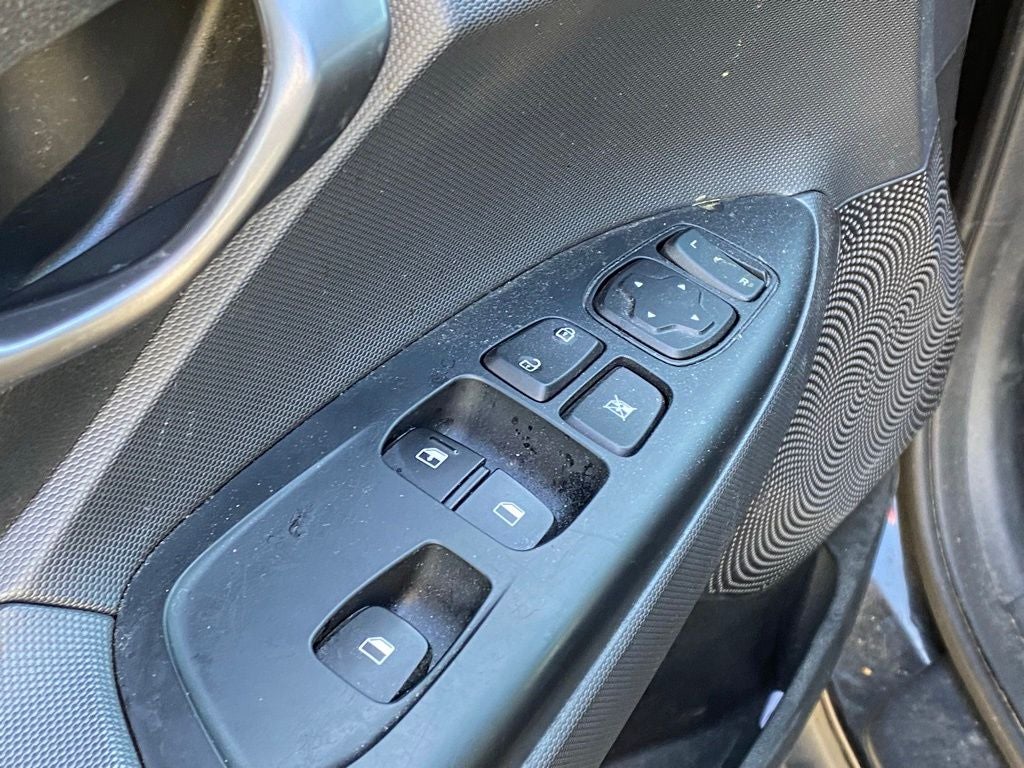 2020 Hyundai Veloster 2.0