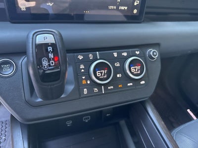 2024 Land Rover Defender 110 X-Dynamic SE