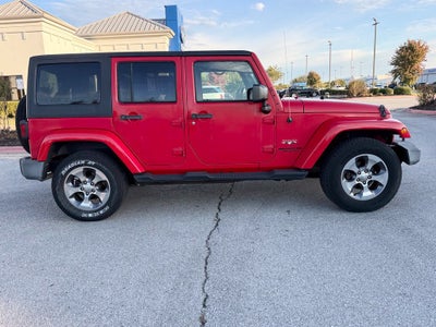 2016 Jeep Wrangler Unlimited Sahara - 4WD / CARFAX ONE OWNER