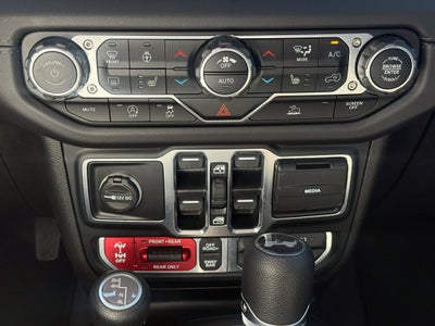2024 Jeep Wrangler Rubicon - 4WD | CLEAN CARFAX | 1 OWNER