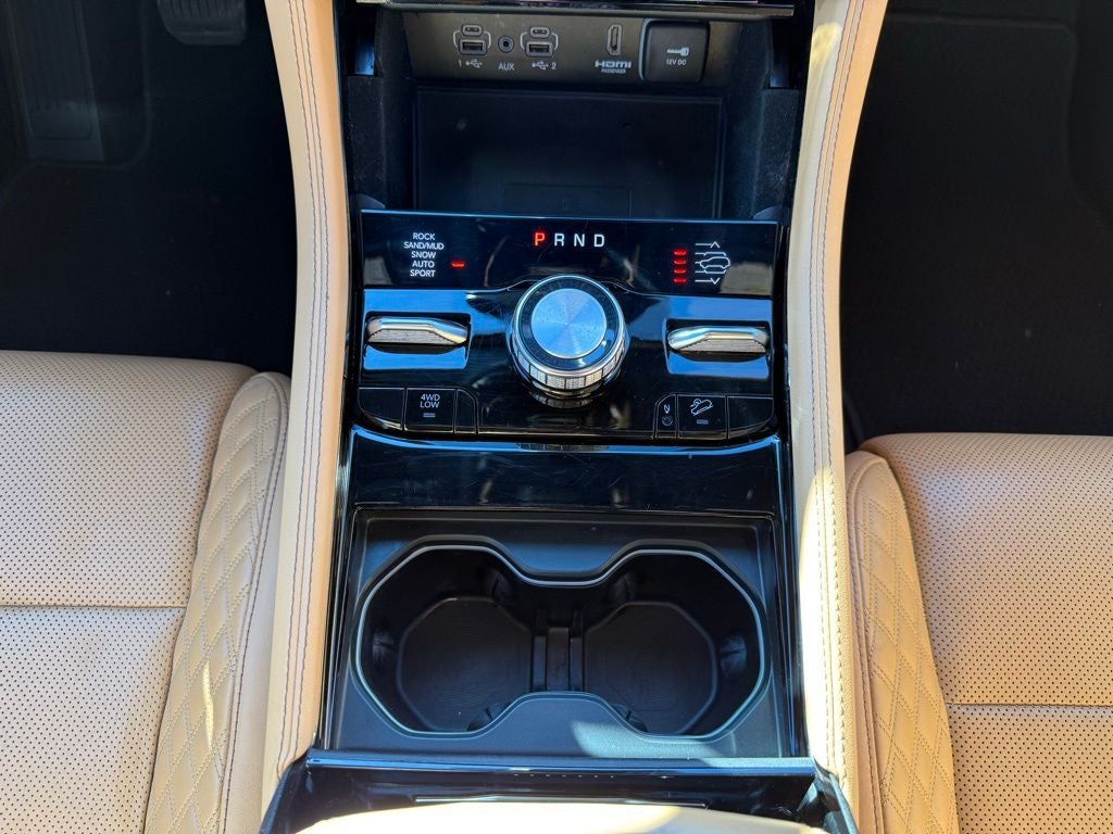 2022 Jeep Grand Cherokee Summit TECH GROUP 5