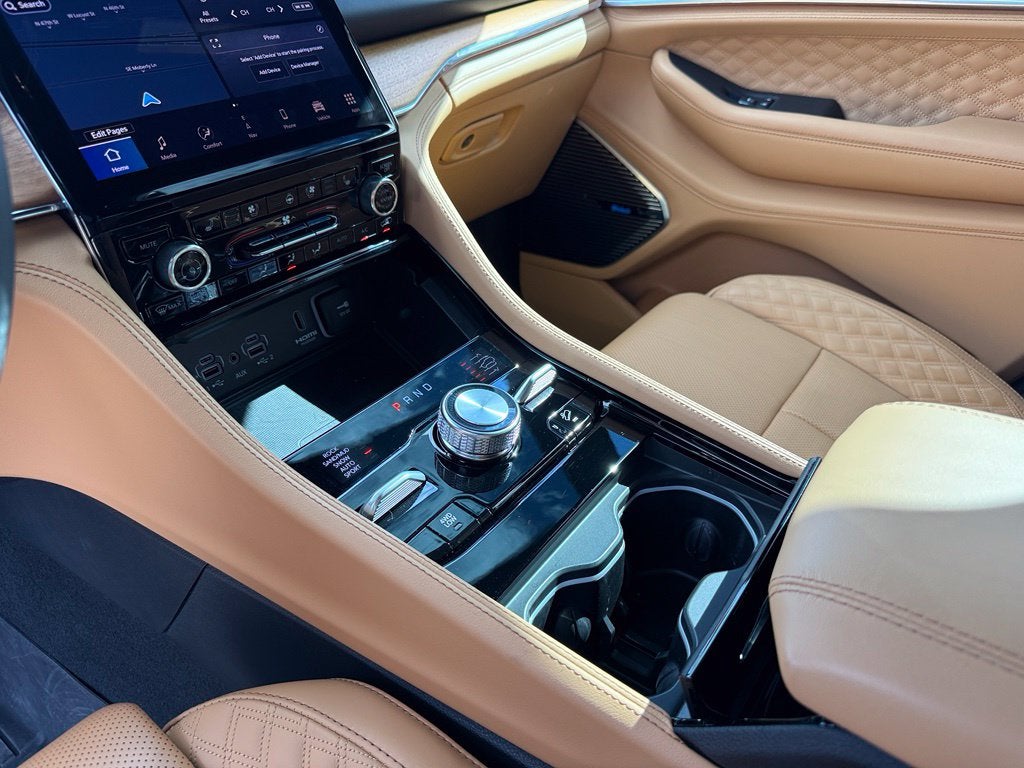 2025 Jeep Grand Cherokee L Summit Obsidian - 4WD / PANORAMIC SUNROOF