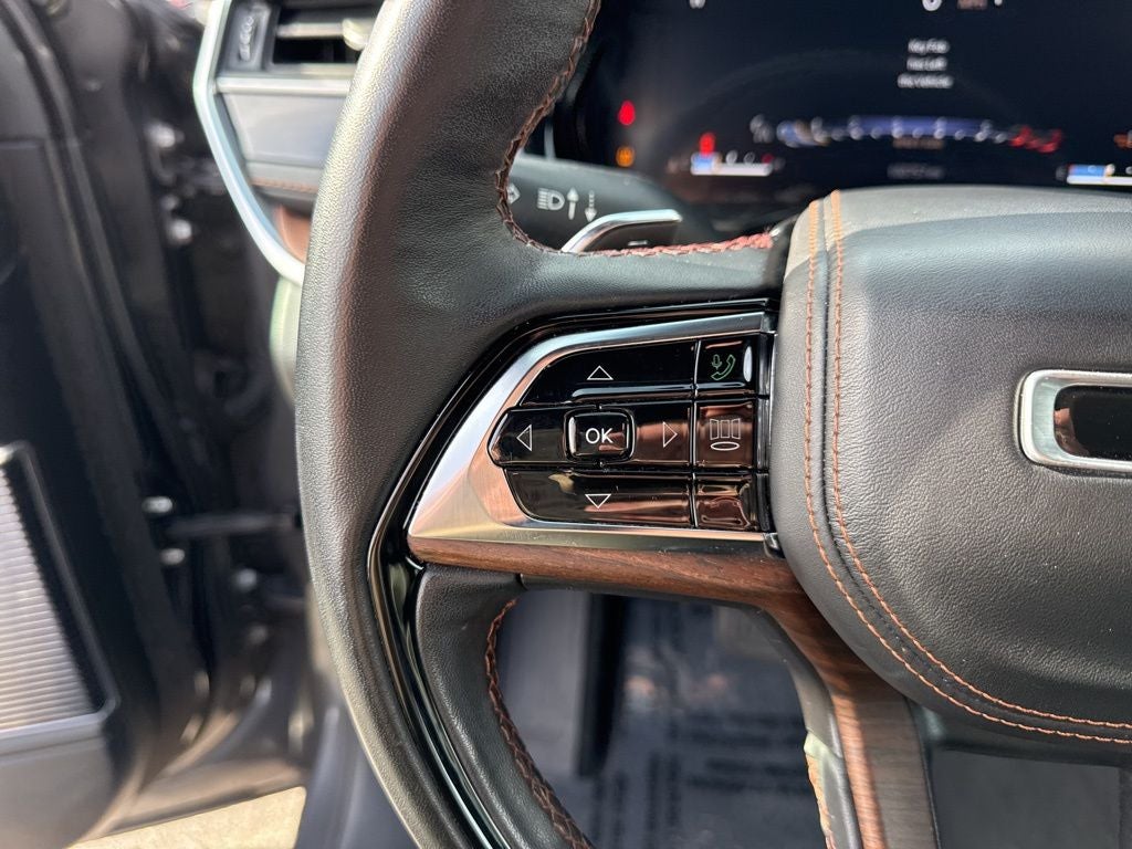 2023 Jeep Grand Cherokee L Summit HEMI