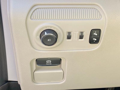 2024 Jeep Wagoneer Base