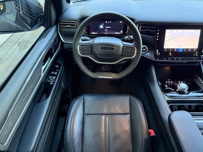 2022 Jeep Wagoneer Series II