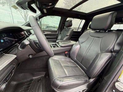 2022 Jeep Wagoneer Series III - 4WD / PANORAMIC SUNROOF / CLEAN CARFAX