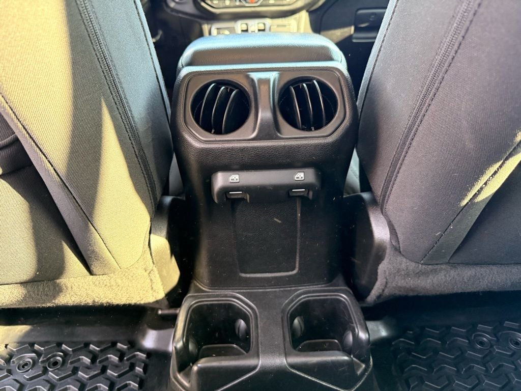 2021 Jeep Gladiator Sport OFF ROAD READY / LIFT WHEELS AND TIRES