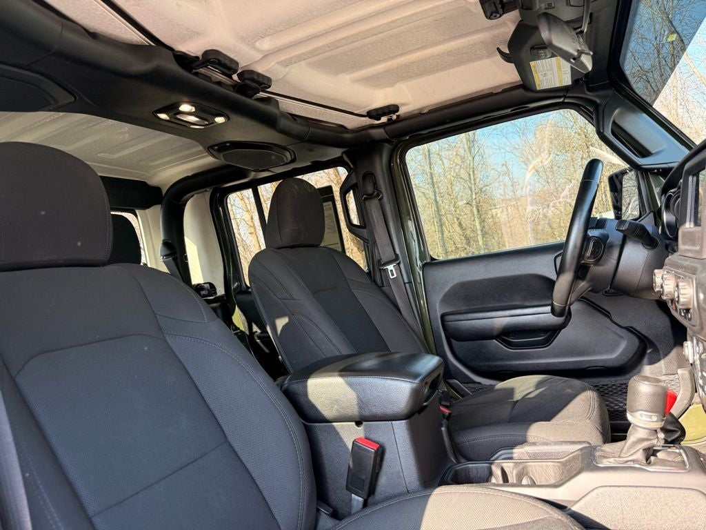 2021 Jeep Gladiator Sport OFF ROAD READY / LIFT WHEELS AND TIRES