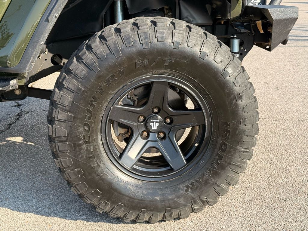 2021 Jeep Gladiator Sport OFF ROAD READY / LIFT WHEELS AND TIRES