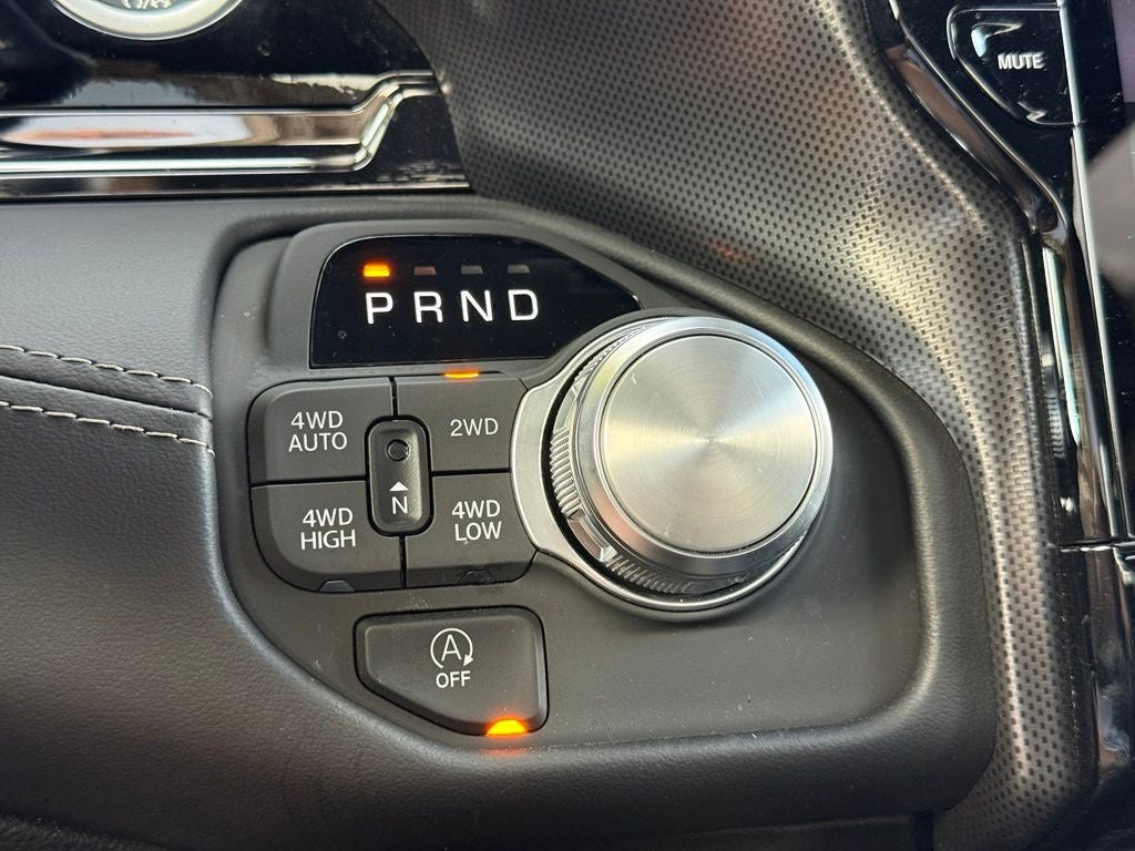 2026 RAM 1500 Limited LIKE NEW!
