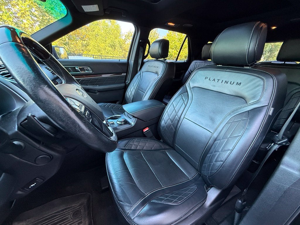 2017 Ford Explorer Platinum - 4WD