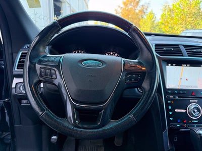 2017 Ford Explorer Platinum - 4WD
