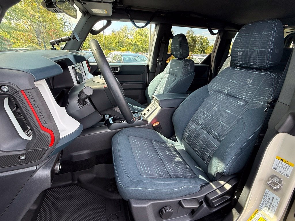 2026 Ford Bronco Heritage Edition - 4WD / CLEAN CARFAX