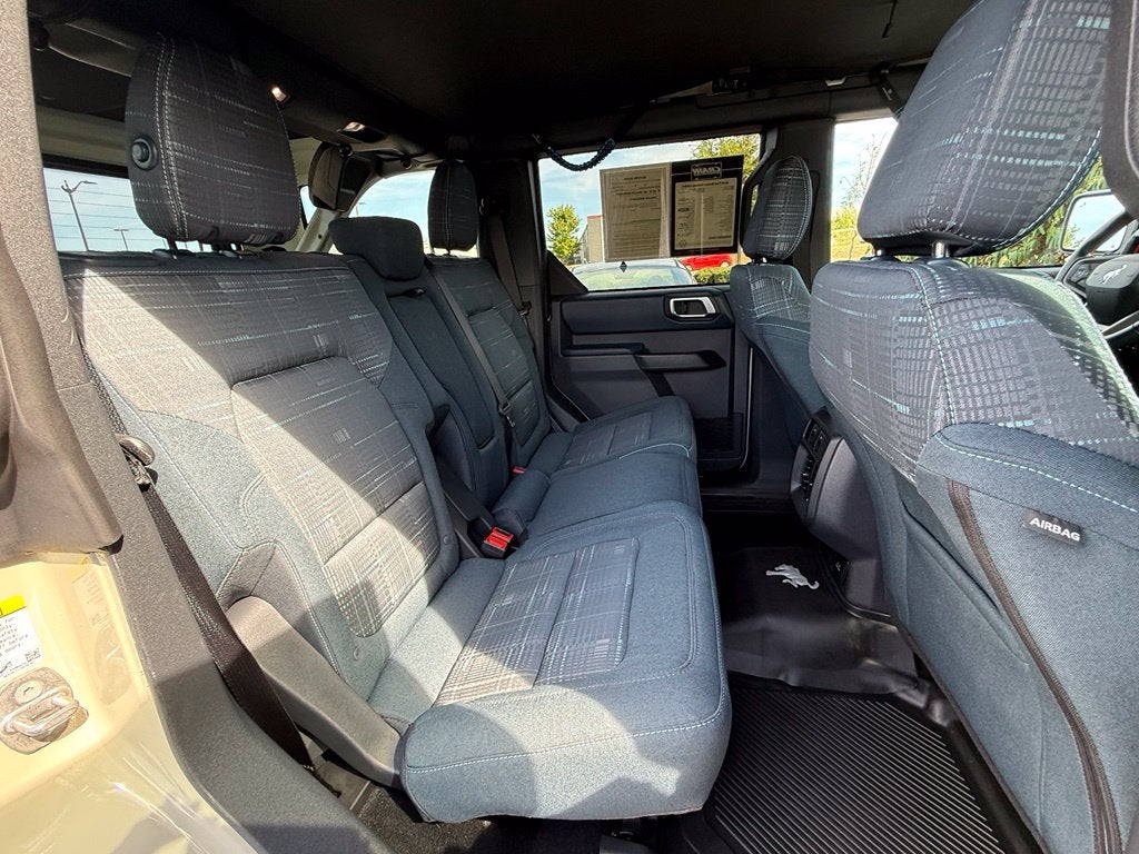 2026 Ford Bronco Heritage Edition - 4WD / CLEAN CARFAX