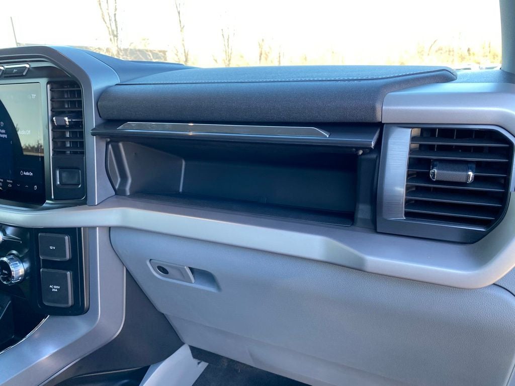 2023 Ford F-150 Lightning XLT