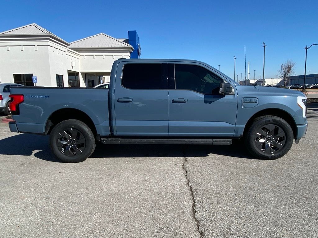 2023 Ford F-150 Lightning XLT